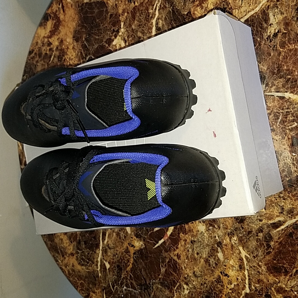 Womens Soccer Cleets.